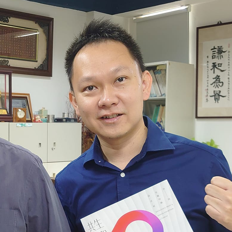 張育肇 經理